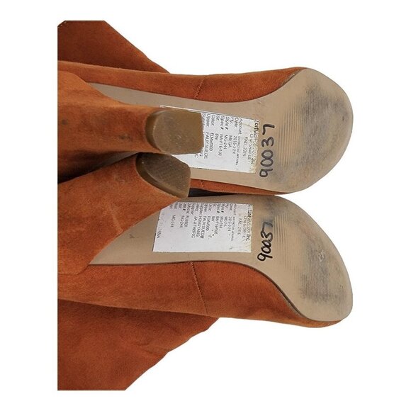 Boston Design Studio Women's Fawn Faux Suede  Zip Bootie Sz. 6M - Picture 7 of 8